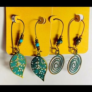 BoHo brass colored earrings with beads